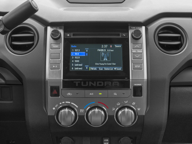 2017 Toyota TUNDRA 4X4 SR