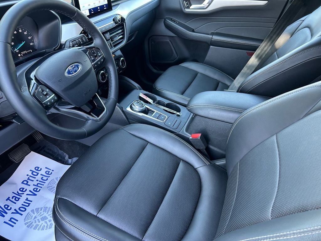 2022 Ford Escape Hybrid SEL