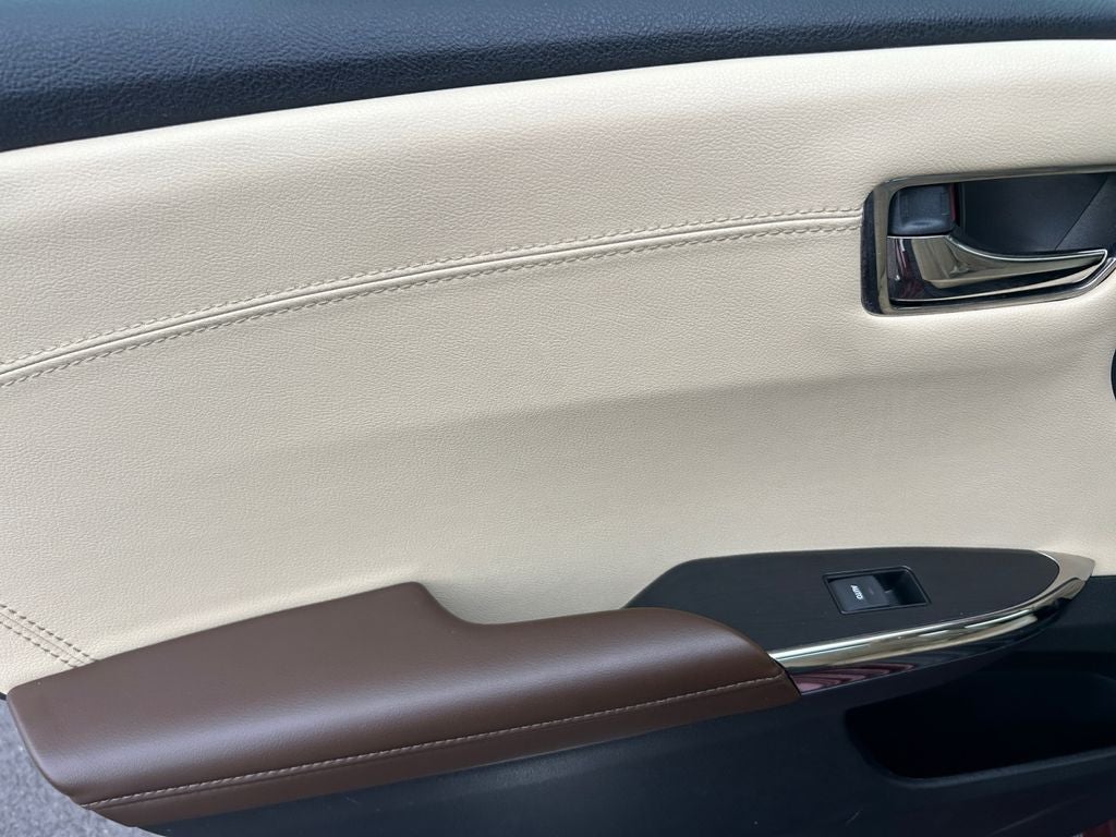 2014 Toyota Avalon XLE