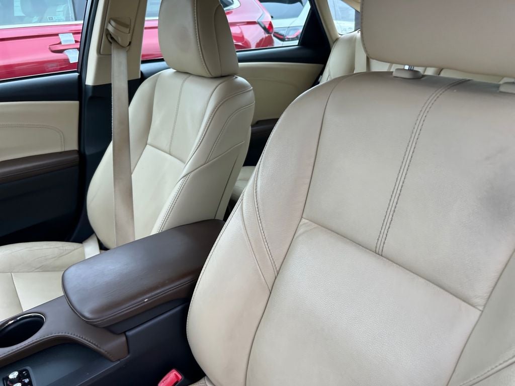 2014 Toyota Avalon XLE