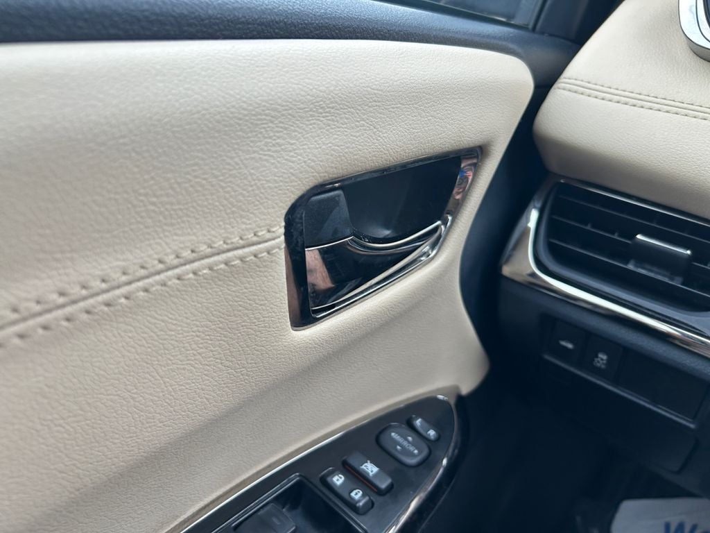2014 Toyota Avalon XLE
