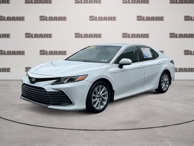 2022 Toyota Camry LE