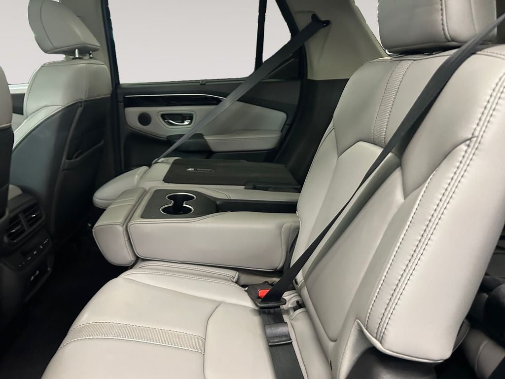 2023 Honda Pilot Touring