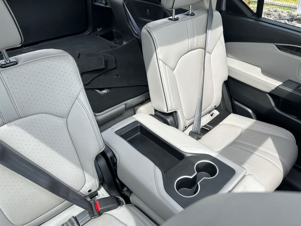 2023 Honda Pilot Elite