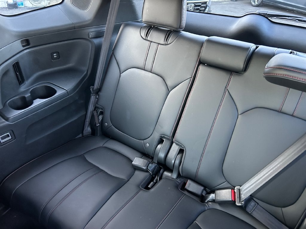 2025 Honda Pilot Black Edition