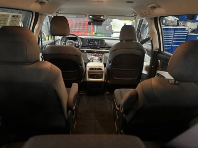 2022 Kia Carnival LX