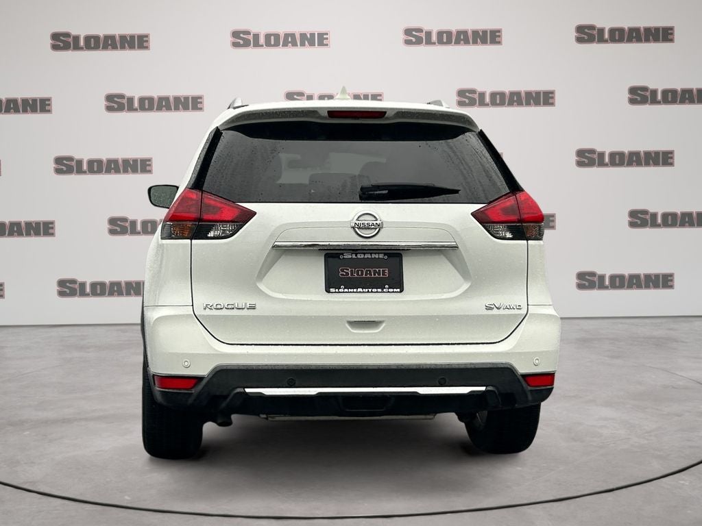2020 Nissan Rogue SV