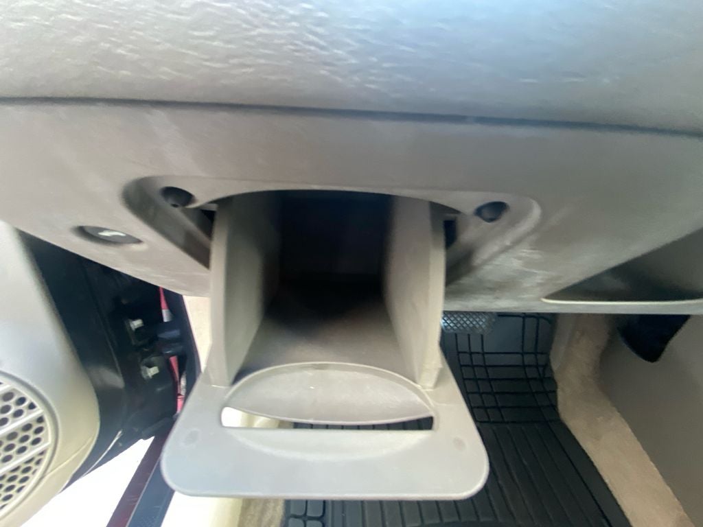 2006 Saturn Ion 2