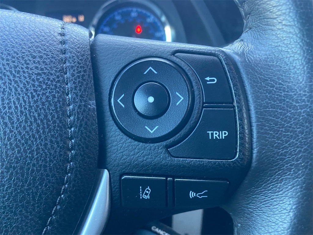 2018 Toyota COROLLA SE