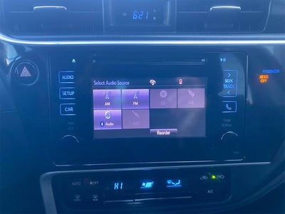 2018 Toyota COROLLA SE