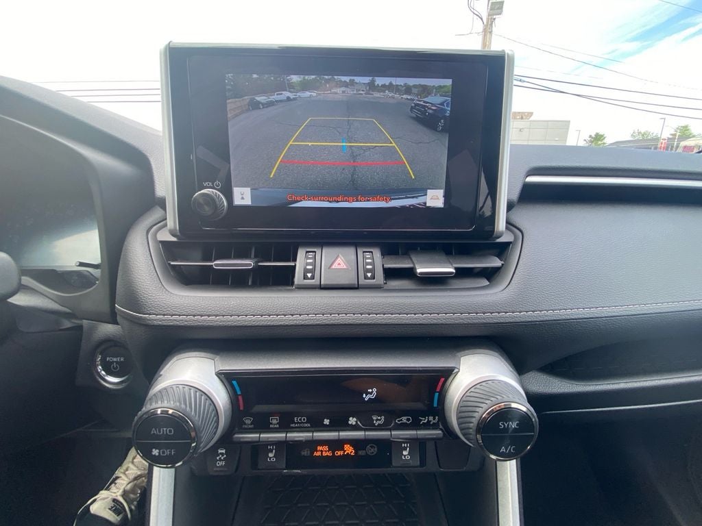 2024 Toyota RAV4 HYBRID XLE Premium