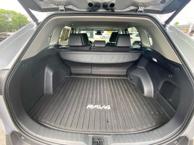 2024 Toyota RAV4 HYBRID XLE Premium