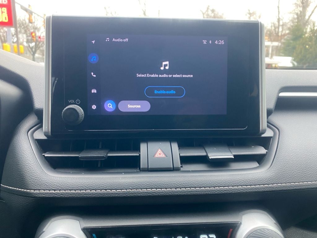 2024 Toyota RAV4 LE - Photo 20