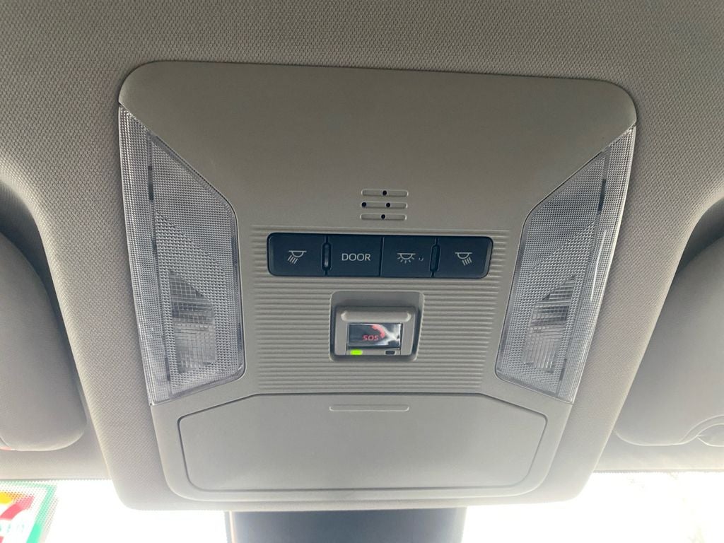 2024 Toyota RAV4 LE - Photo 26