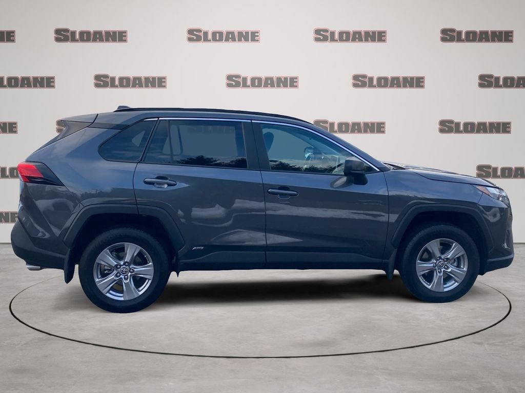 2024 Toyota RAV4 LE - Photo 6