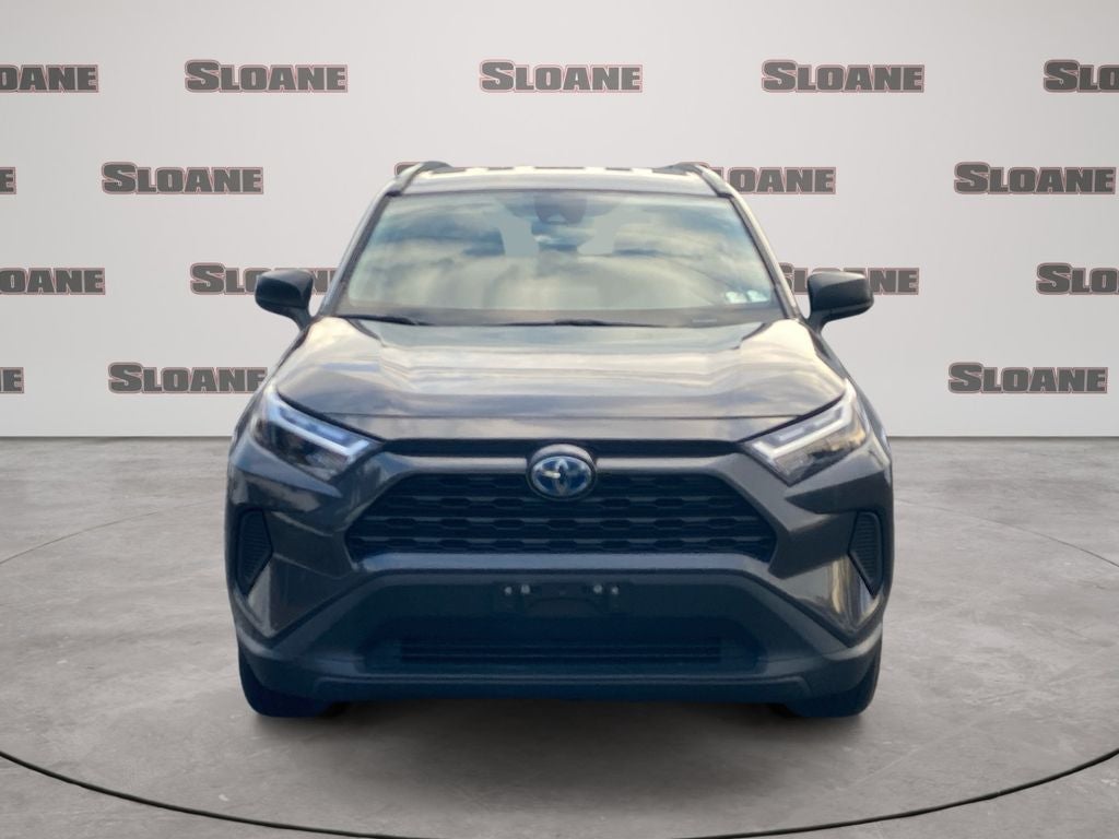 2024 Toyota RAV4 LE - Photo 8