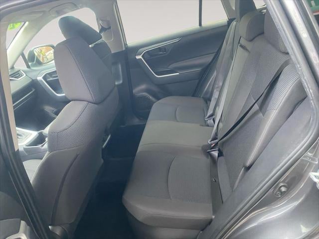 2024 Toyota RAV4 LE - Photo 43