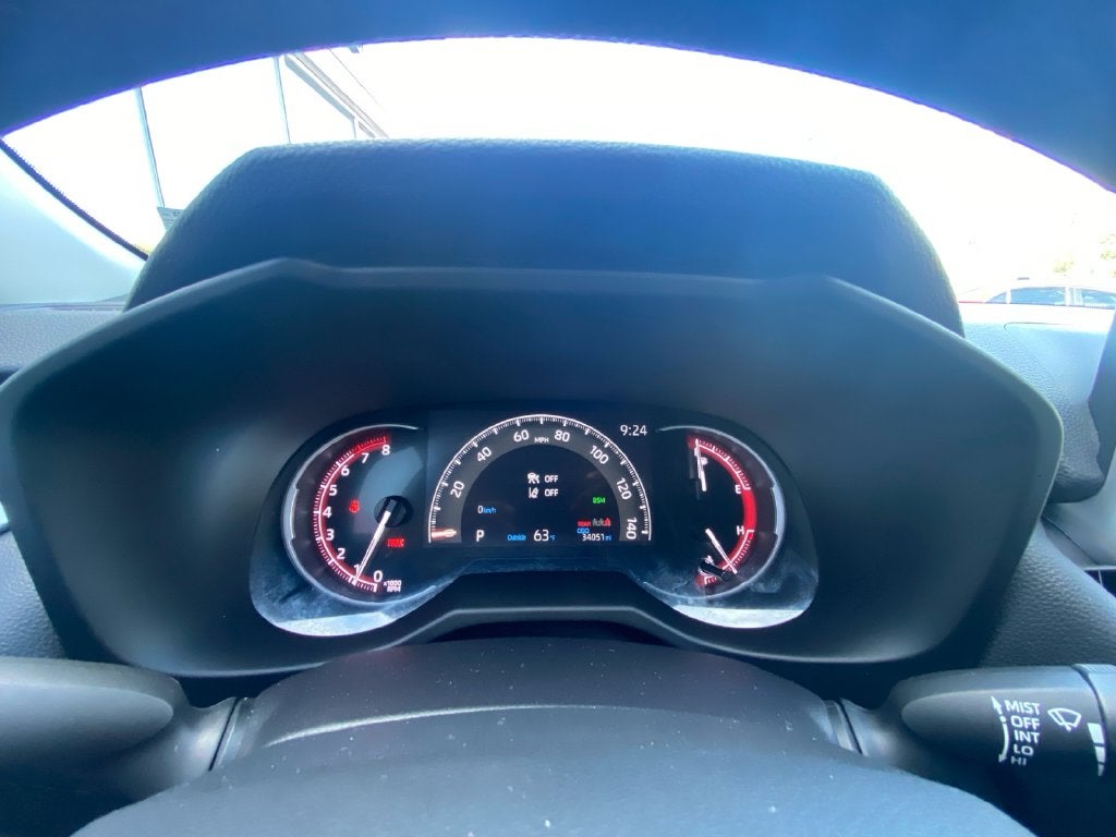 2024 Toyota RAV4 XLE