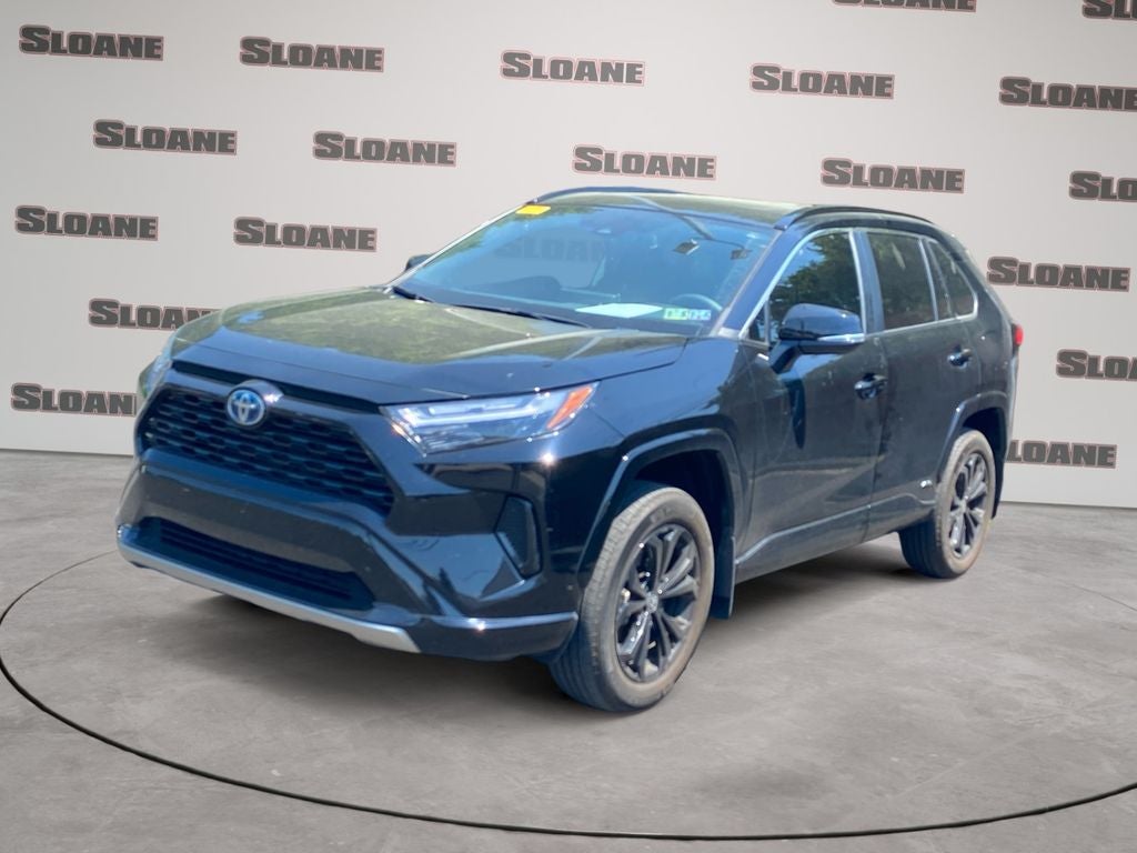 2024 Toyota RAV4 Hybrid SE AWD's photo