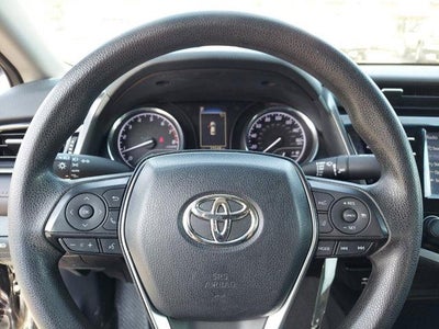 2019 Toyota CAMRY LE