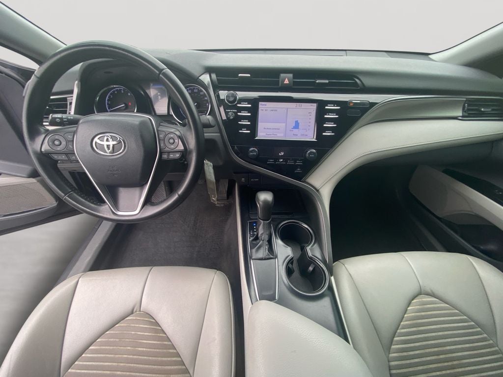 2019 Toyota CAMRY SE