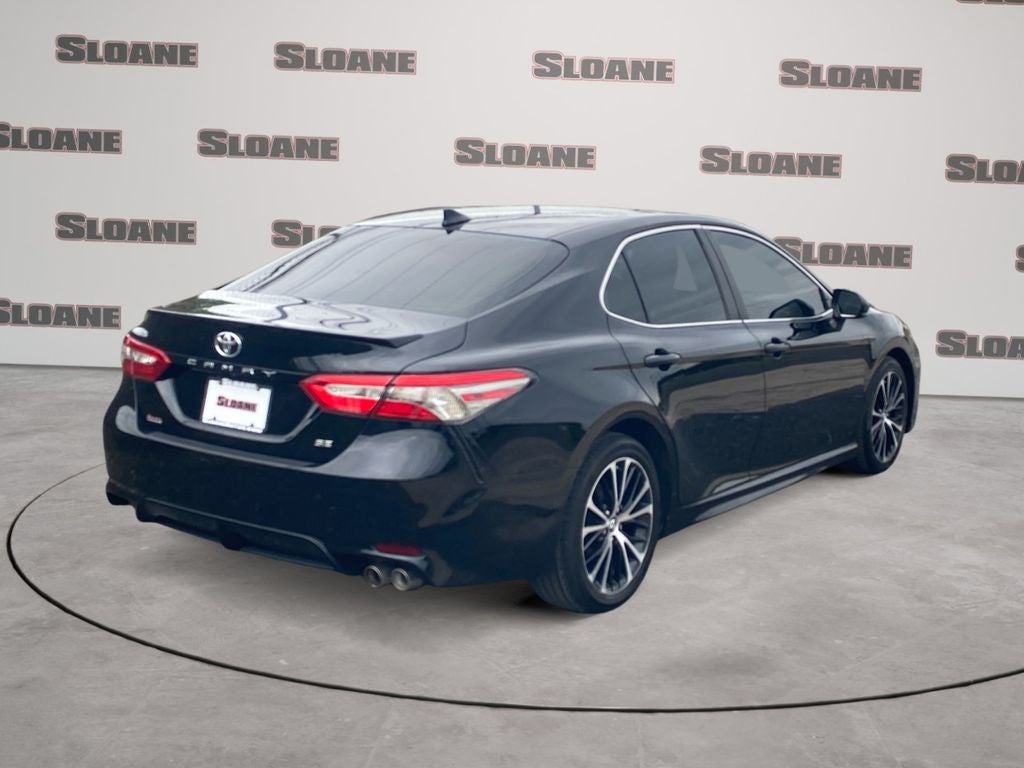 2019 Toyota CAMRY SE