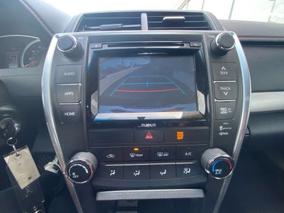 2016 Toyota CAMRY SE