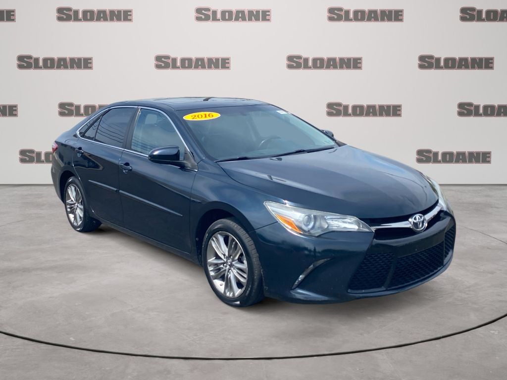2016 Toyota CAMRY SE