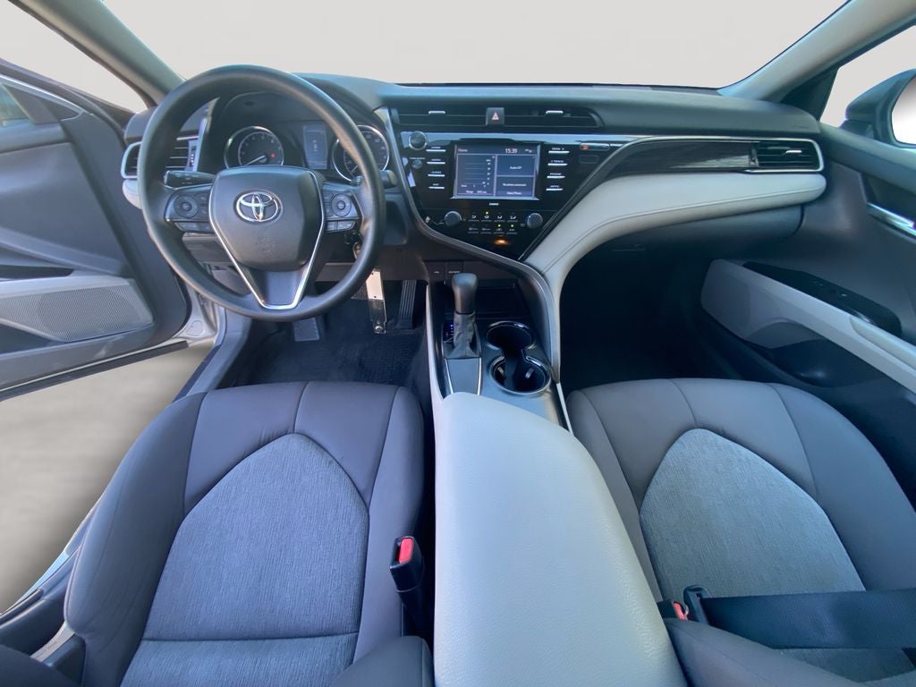 2020 Toyota CAMRY LE