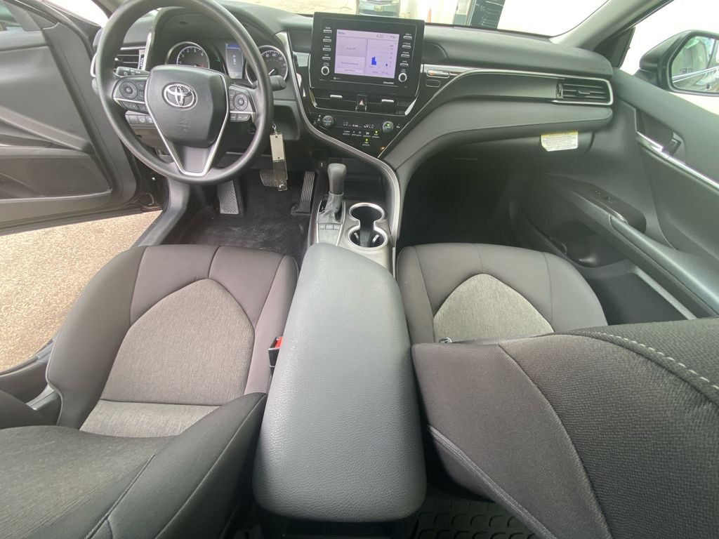 2024 Toyota CAMRY LE