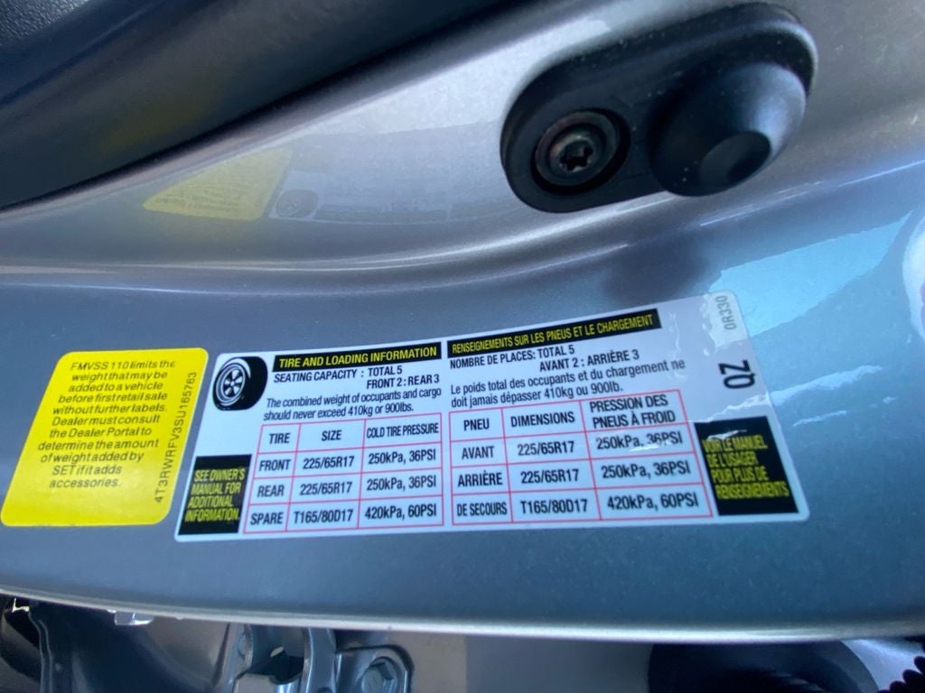 2025 Toyota RAV4 HYBRID XLE