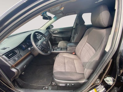 2016 Toyota CAMRY LE