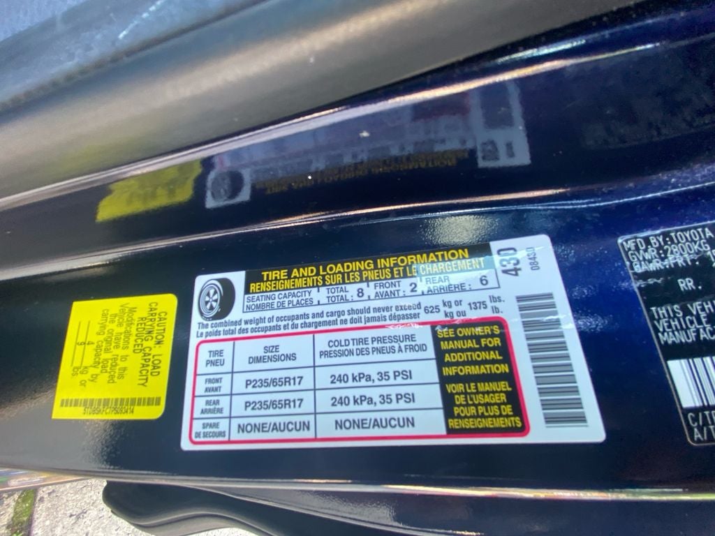 2023 Toyota Sienna LE 8 Passenger