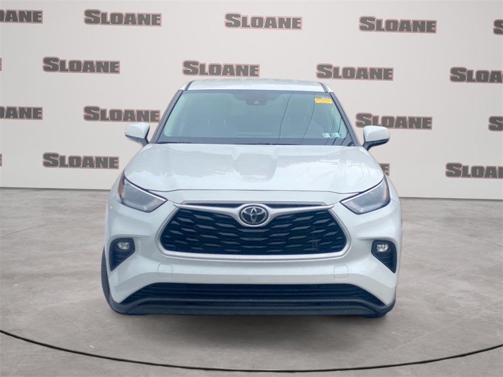 2023 Toyota HIGHLANDER LE