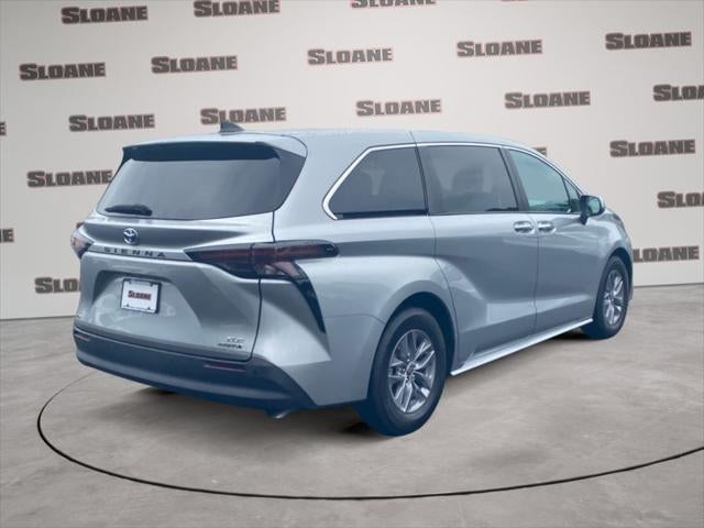 2023 Toyota Sienna XLE 7 Passenger