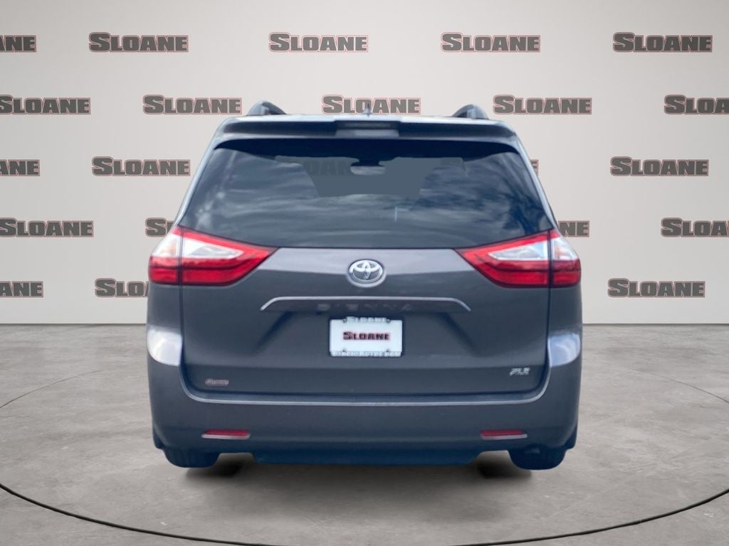 2019 Toyota SIENNA XLE 3.5L XLE 7 Passenger