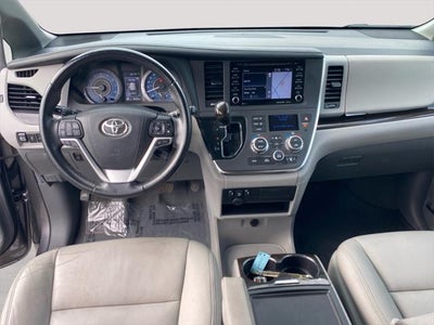 2019 Toyota SIENNA XLE 3.5L XLE 7 Passenger