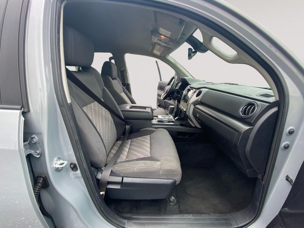 2021 Toyota TUNDRA 4X4 SR5