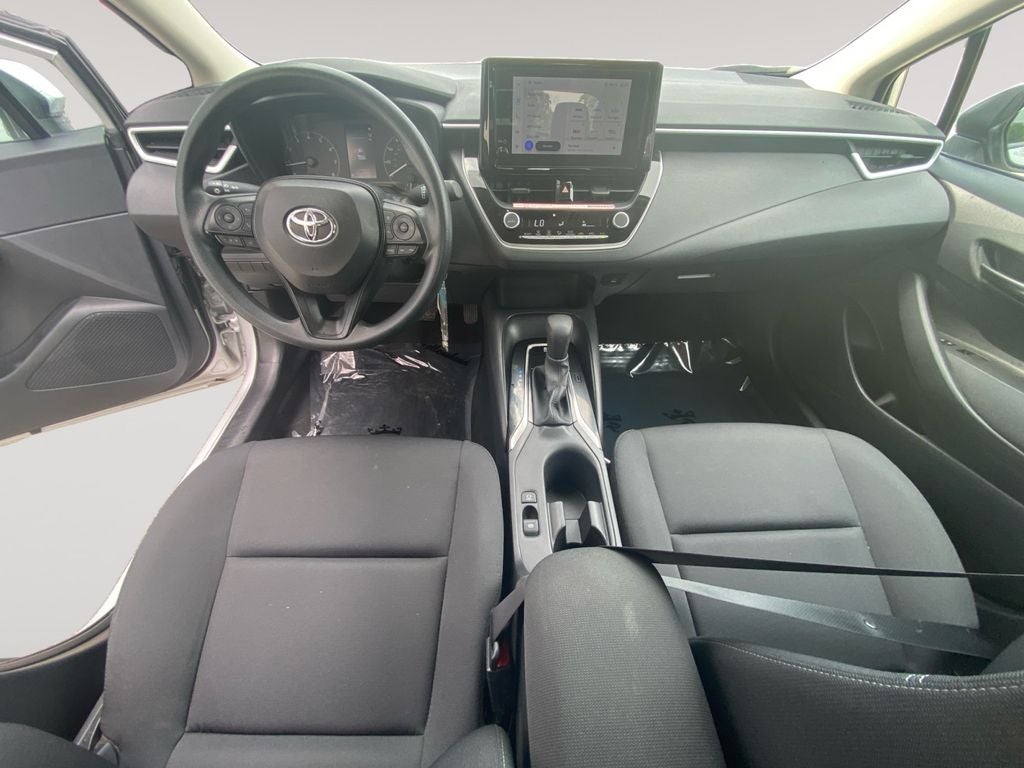2025 Toyota Corolla LE - Photo 10