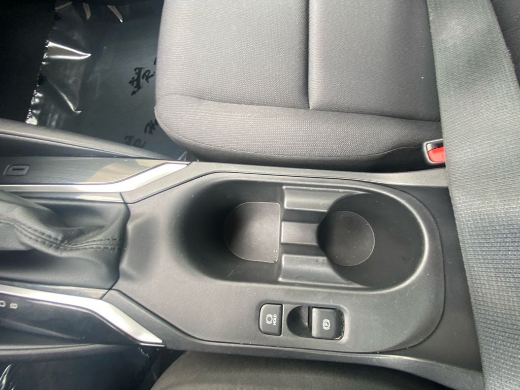 2025 Toyota Corolla LE - Photo 23