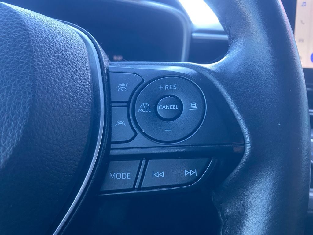 2024 Toyota Corolla Cross XLE