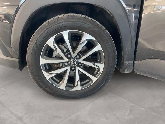 2024 Toyota Corolla Cross XLE
