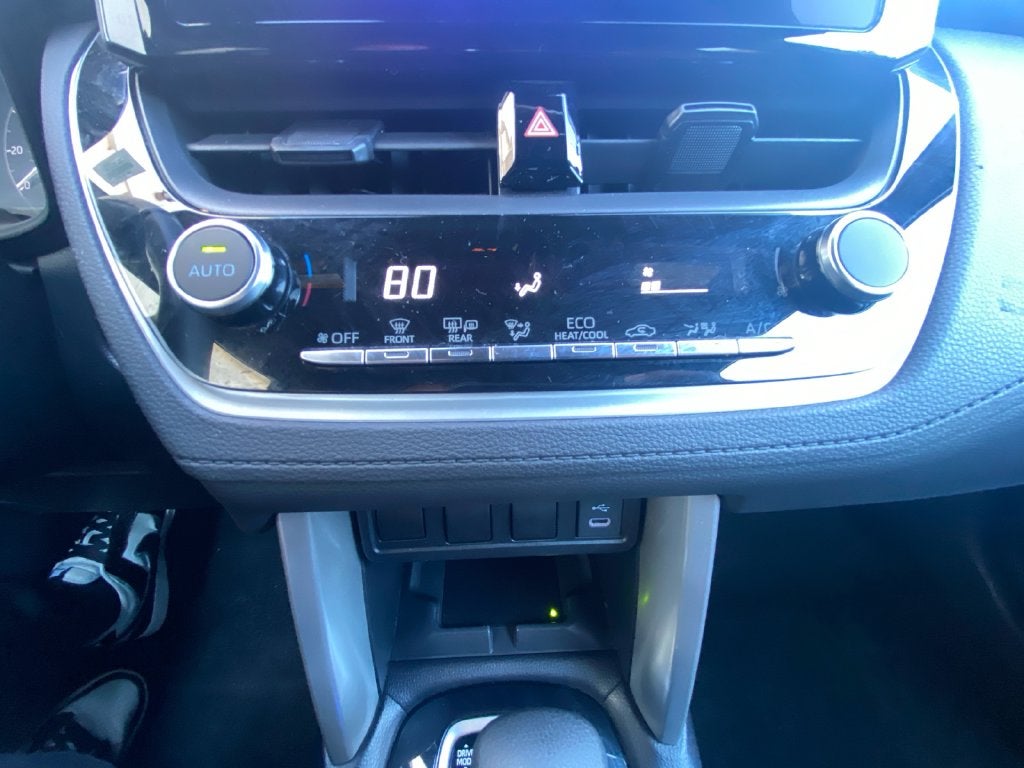 2024 Toyota Corolla Cross Hybrid Hybrid Nightshade
