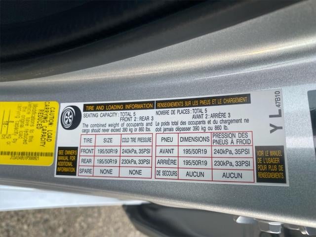 2023 Toyota PRIUS XLE