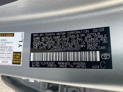 2023 Toyota PRIUS XLE