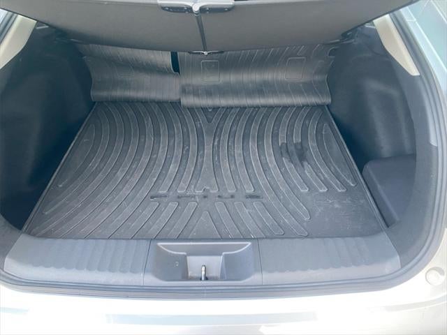 2023 Toyota PRIUS XLE