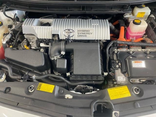 2013 Toyota PRIUS Two