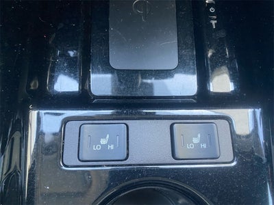 2022 Toyota PRIUS XLE AWD-e