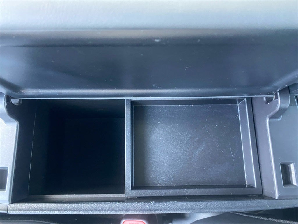 2022 Toyota PRIUS XLE AWD-e