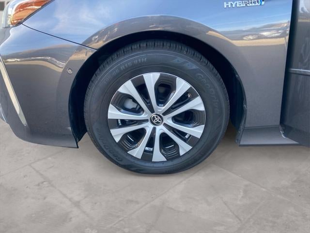 2022 Toyota PRIUS XLE AWD-e